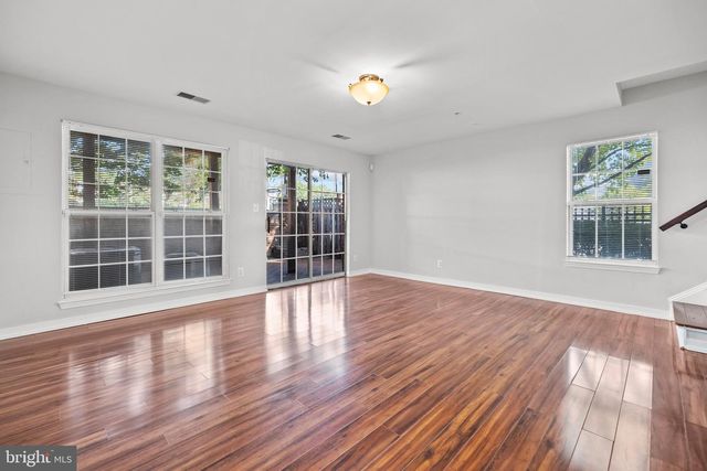 101 MARTIN LN, Alexandria, VA 22304