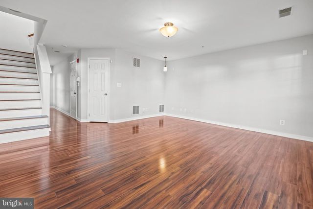 101 MARTIN LN, Alexandria, VA 22304