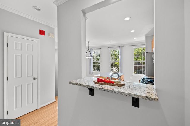 101 MARTIN LN, Alexandria, VA 22304