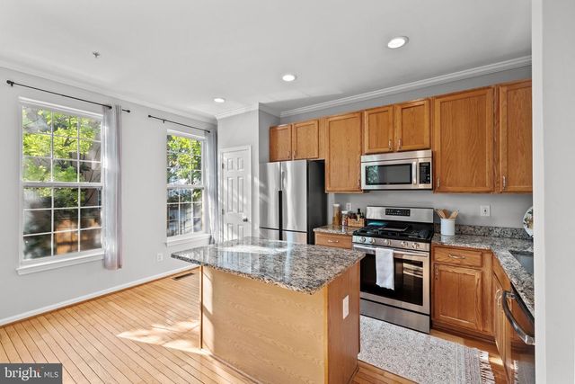 101 MARTIN LN, Alexandria, VA 22304