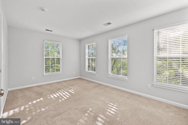 101 MARTIN LN, Alexandria, VA 22304