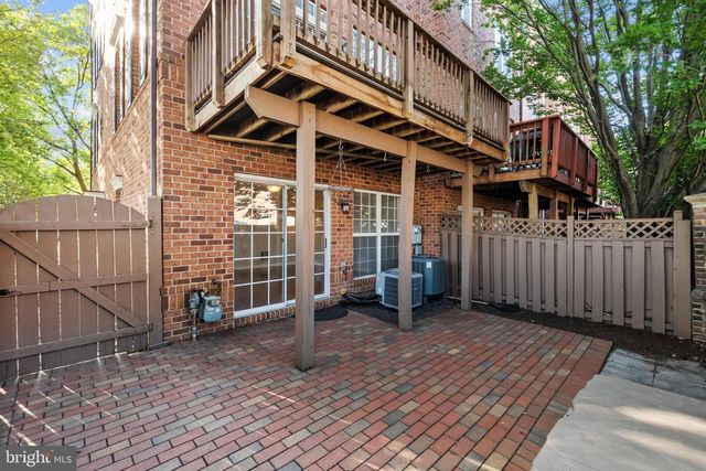 101 MARTIN LN, Alexandria, VA 22304