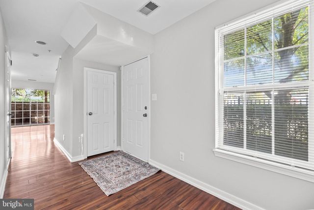 101 MARTIN LN, Alexandria, VA 22304