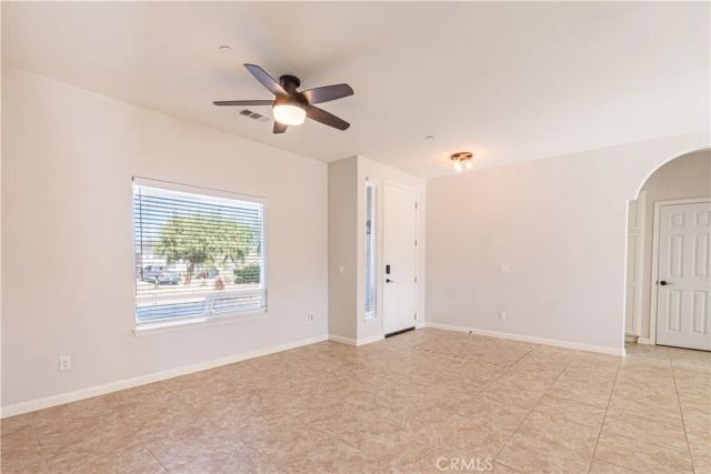 3415 Lakeside Village Drive, Paso Robles, CA 93446
