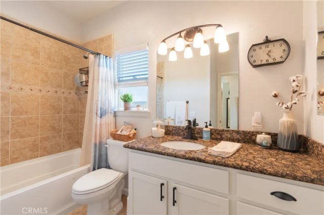 3415 Lakeside Village Drive, Paso Robles, CA 93446