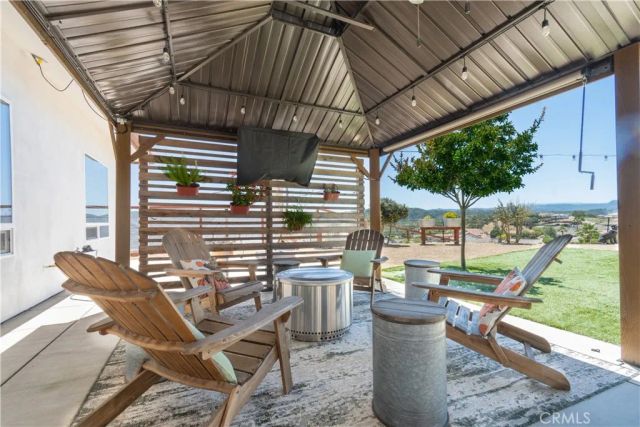 3415 Lakeside Village Drive, Paso Robles, CA 93446