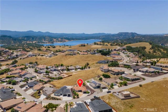 3415 Lakeside Village Drive, Paso Robles, CA 93446