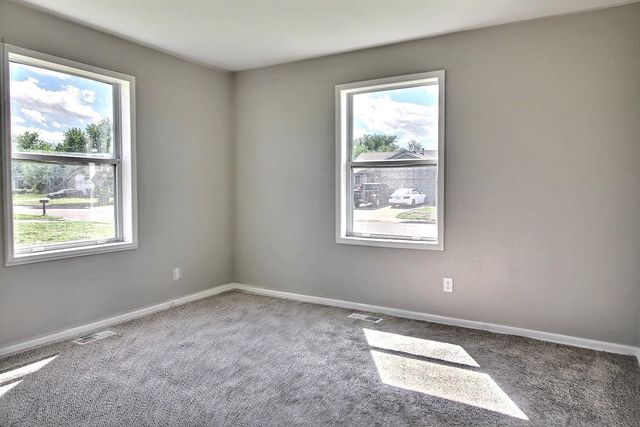 2626 N Minnesota, Wichita, KS 67219