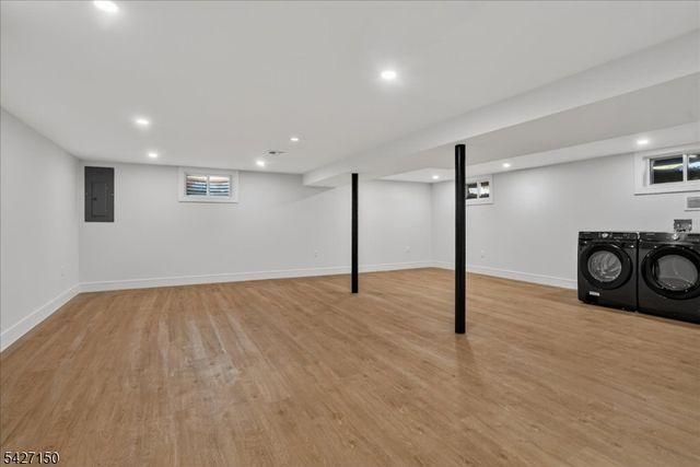56 Manor Rd, Harrington Park Boro, NJ 07640