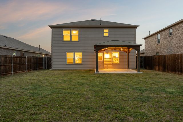 805 Harefield, Haslet, TX 76052