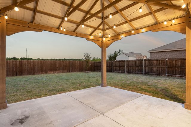 805 Harefield, Haslet, TX 76052