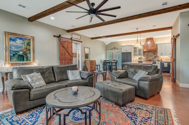 129 Whiskey Ranch Road, Runaway Bay, TX 76426