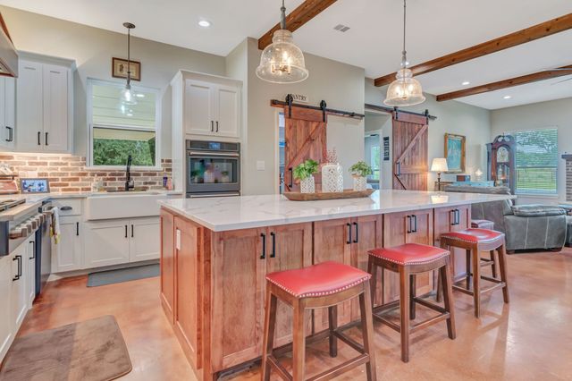 129 Whiskey Ranch Road, Runaway Bay, TX 76426