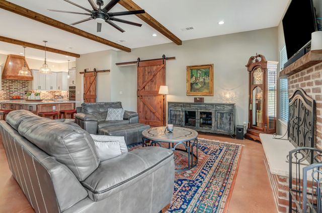 129 Whiskey Ranch Road, Runaway Bay, TX 76426