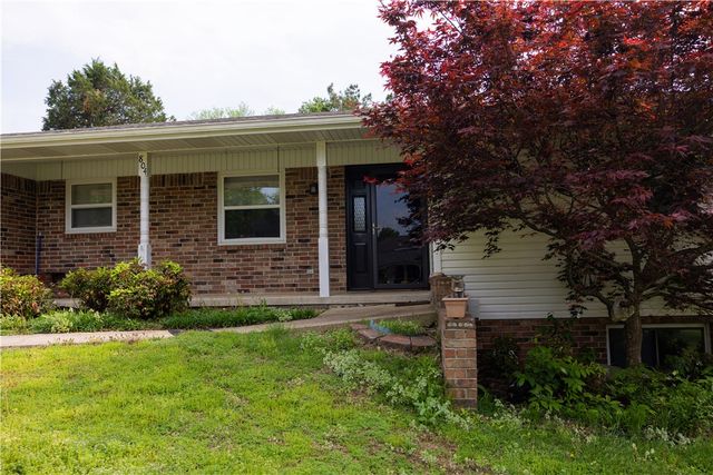 804 Oriole, Harrison, AR 72601