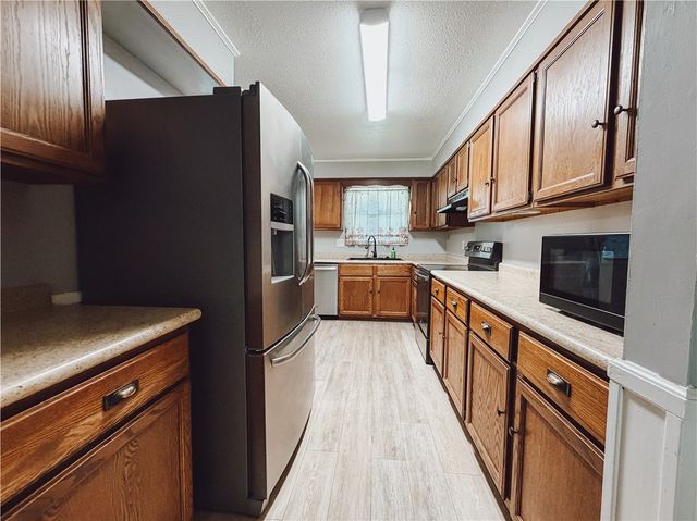 804 Oriole, Harrison, AR 72601