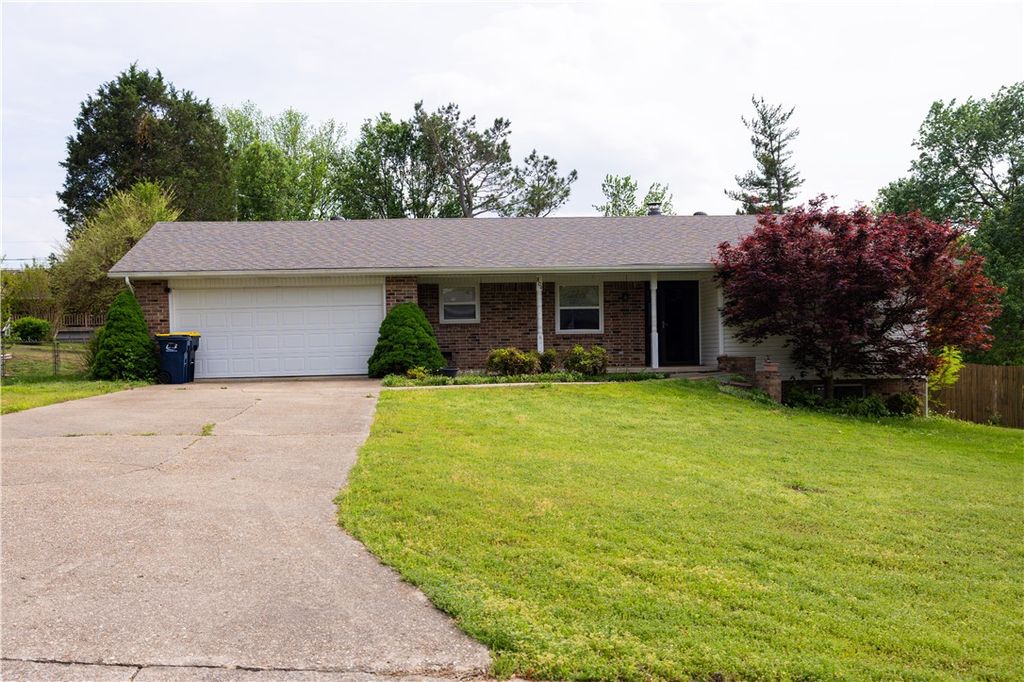 804 Oriole, Harrison, AR 72601