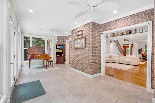 6948 Whispering Oaks Dr, Springfield, TN 37172