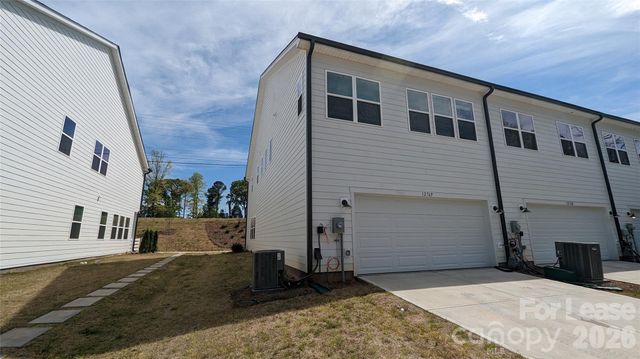 1276 Brawley School Road F, Mooresville, NC 28117