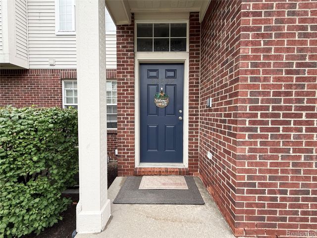 23202 Alexa Drive, Commerce Charter Township, MI 48390
