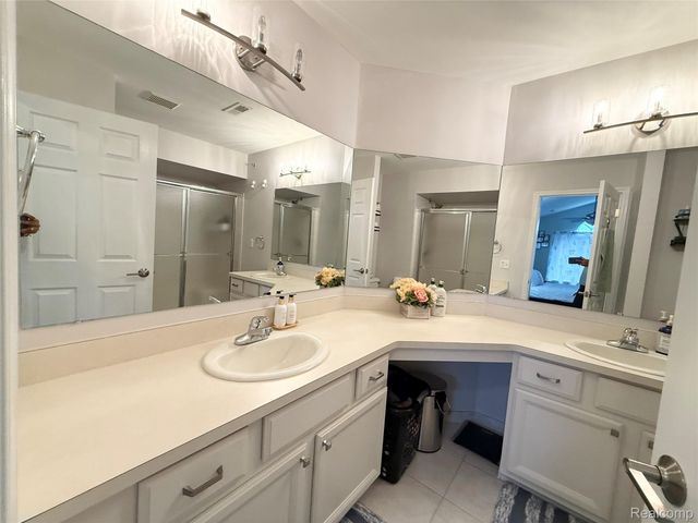 23202 Alexa Drive, Commerce Charter Township, MI 48390