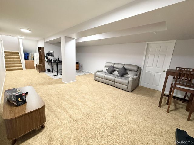 23202 Alexa Drive, Commerce Charter Township, MI 48390