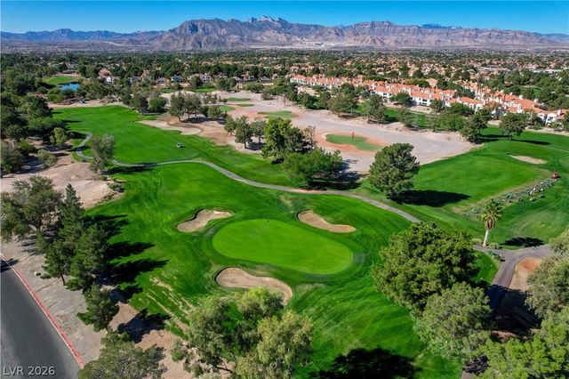 5256 Crooked Valley Drive, Las Vegas, NV 89149