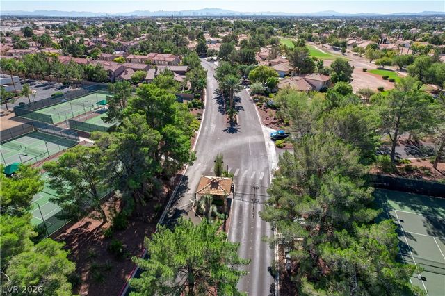 5256 Crooked Valley Drive, Las Vegas, NV 89149