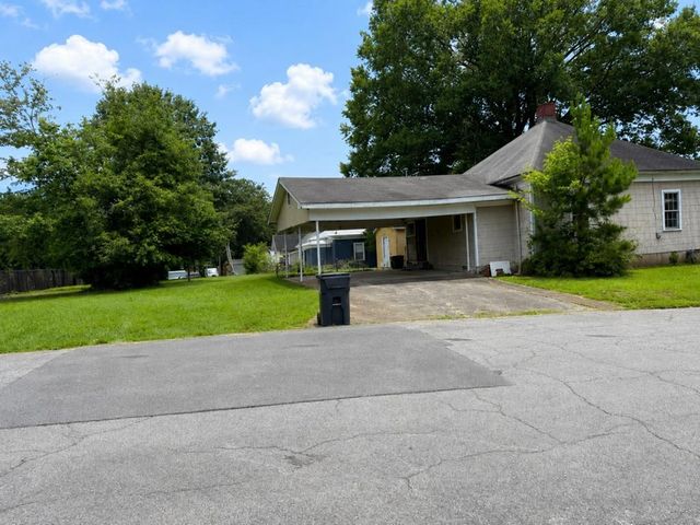 4512 Thomasville Drive, Acworth, GA 30101