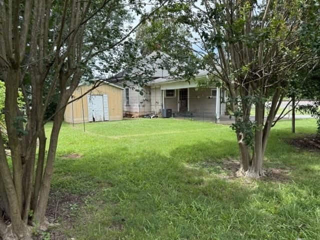 4512 Thomasville Drive, Acworth, GA 30101