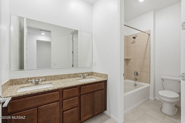 6704 E Caminito La Piscina, Tucson, AZ 85756