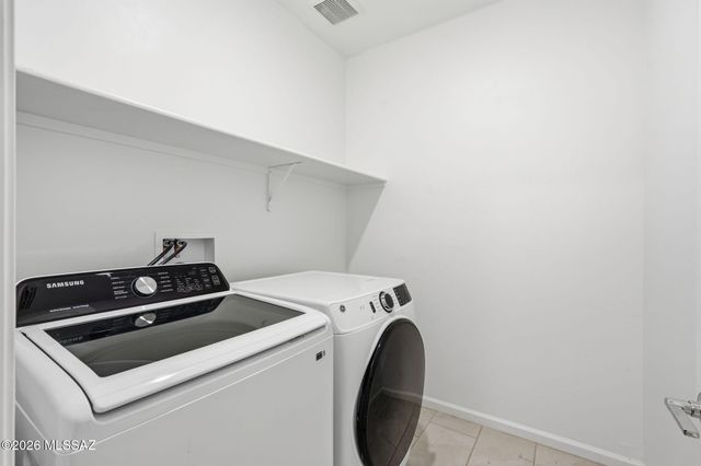 6704 E Caminito La Piscina, Tucson, AZ 85756