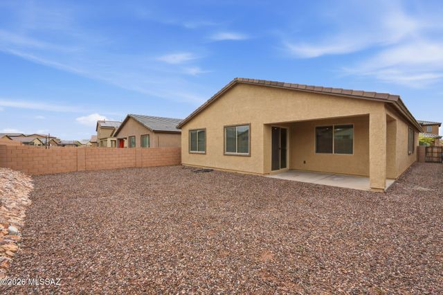 6704 E Caminito La Piscina, Tucson, AZ 85756