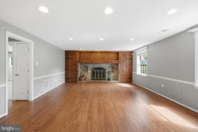 13316 OLD FORGE RD, Silver Spring, MD 20904