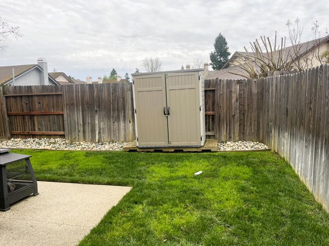 7228 Beaver Falls Way, Elk Grove, CA 95758