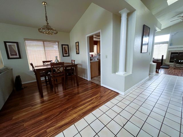 7228 Beaver Falls Way, Elk Grove, CA 95758