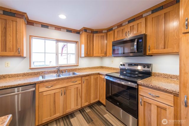 3728 S 175th Street, Seatac, WA 98188