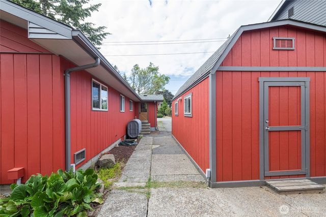 3728 S 175th Street, Seatac, WA 98188