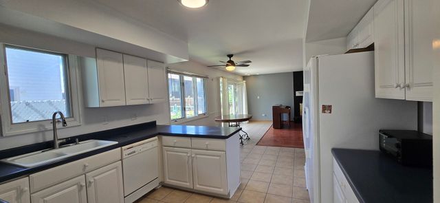 2020 E 169th Place, South Holland, IL 60473