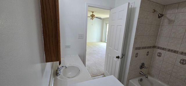 2020 E 169th Place, South Holland, IL 60473