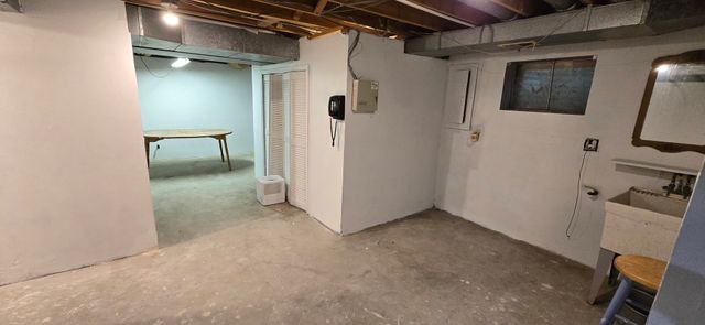 2020 E 169th Place, South Holland, IL 60473