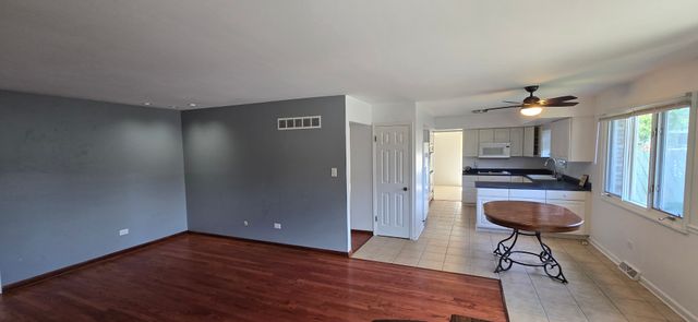 2020 E 169th Place, South Holland, IL 60473