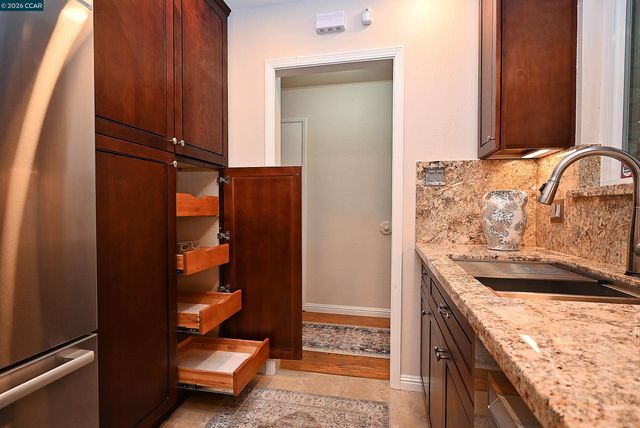 1812 Baldwin Dr, Concord, CA 94519