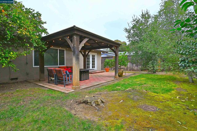 1812 Baldwin Dr, Concord, CA 94519