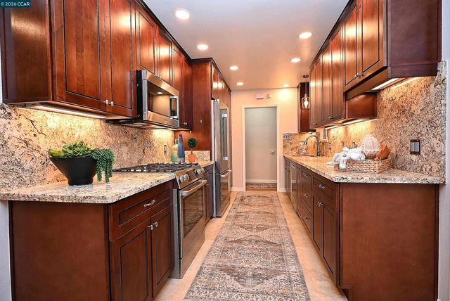 1812 Baldwin Dr, Concord, CA 94519