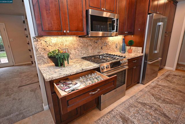 1812 Baldwin Dr, Concord, CA 94519