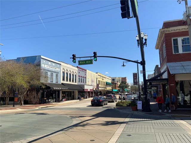 506 S ELSASSER STREET, Deland, FL 32720