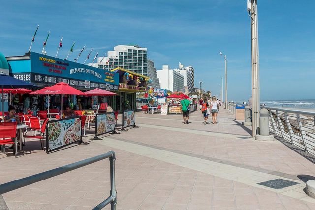 506 S ELSASSER STREET, Deland, FL 32720