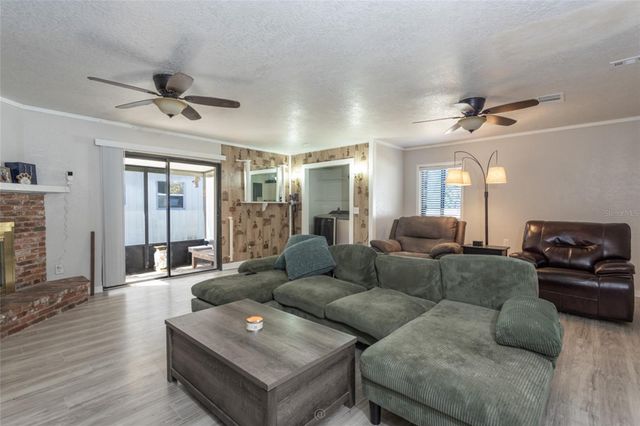 506 S ELSASSER STREET, Deland, FL 32720