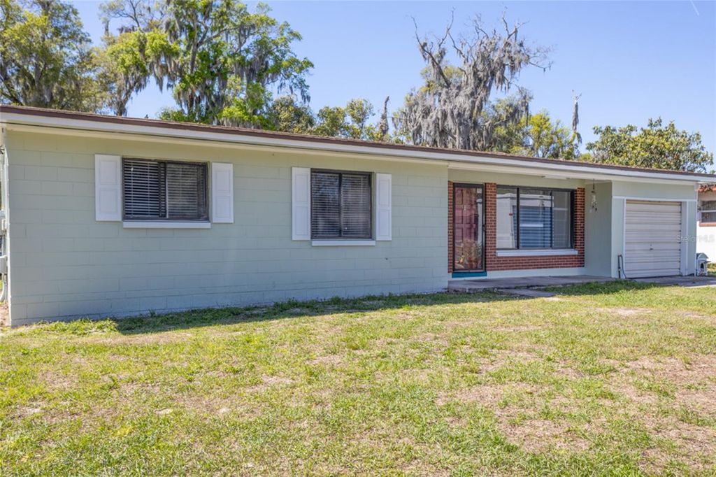506 S ELSASSER STREET, Deland, FL 32720